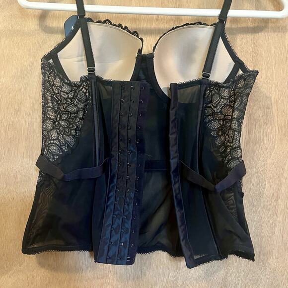 Maidenform Corset 36B DM1140 BNWT, Gorgeous Lace With Nude Lining - Picture 4 of 11